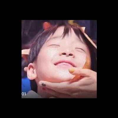 초아의어린이팬서비스수준.jpgif